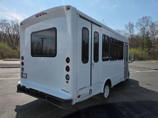 2023 Ford E-450SD Base