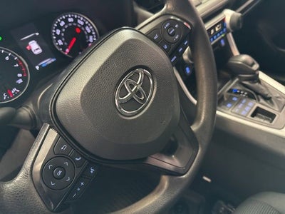 2022 Toyota RAV4 LE