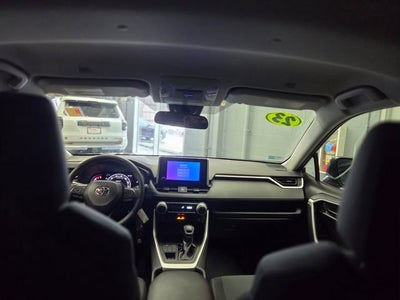 2023 Toyota RAV4 LE
