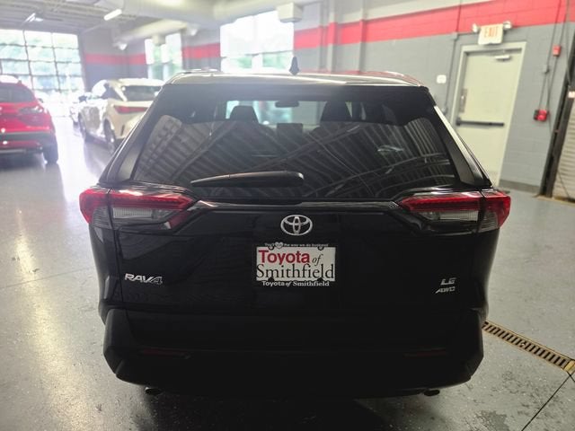 2025 Toyota RAV4 LE