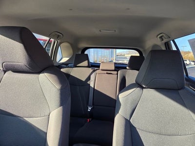 2025 Toyota RAV4 Hybrid LE