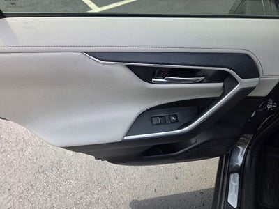 2020 Toyota RAV4 Limited
