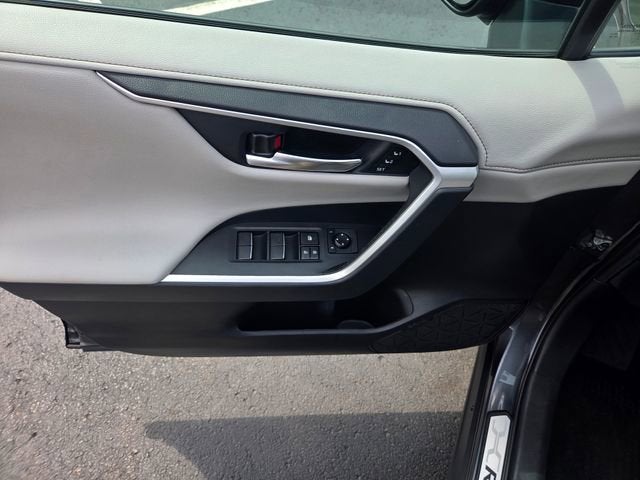 2020 Toyota RAV4 Limited