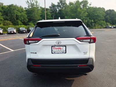 2025 Toyota RAV4 XLE