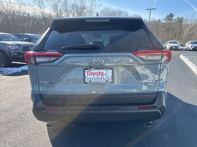 2021 Toyota RAV4 XLE