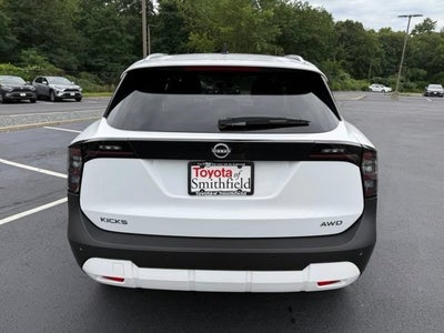 2026 Nissan Kicks SV