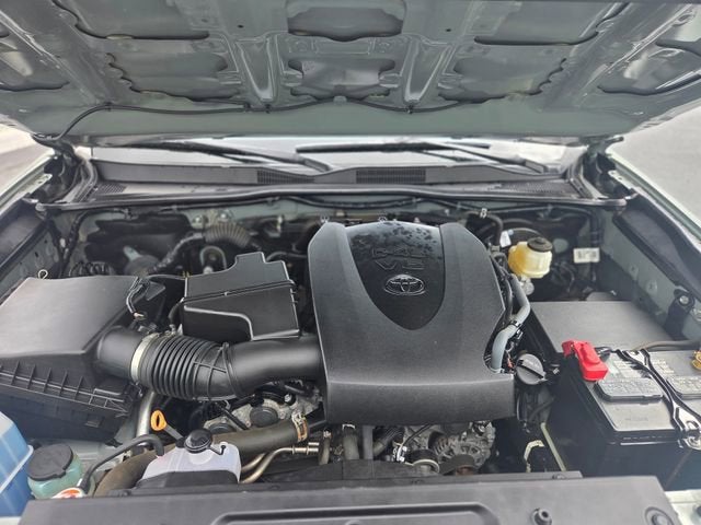 2022 Toyota Tacoma SR5