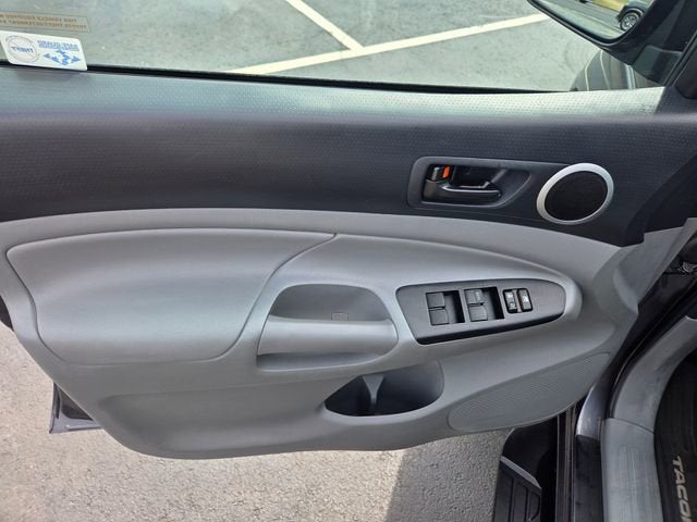 2014 Toyota Tacoma Base