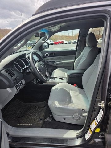 2014 Toyota Tacoma Base