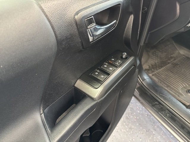 2023 Toyota Tacoma TRD Off-Road