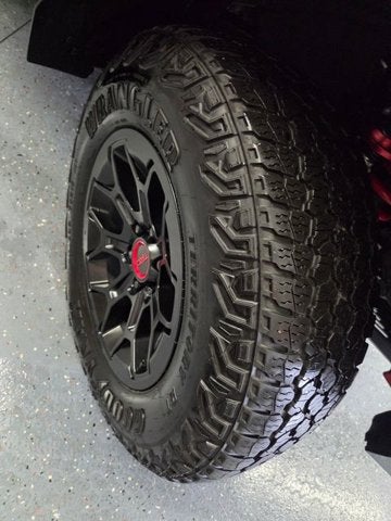 2025 Toyota Tacoma Hybrid TRD Pro