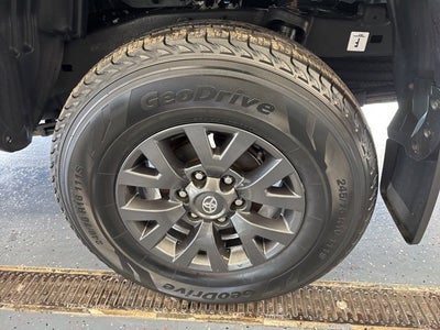 2022 Toyota Tacoma SR5