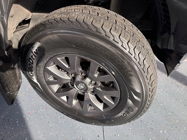 2022 Toyota Tacoma SR5