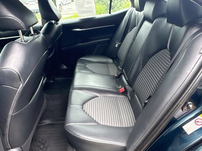 2018 Toyota Camry SE