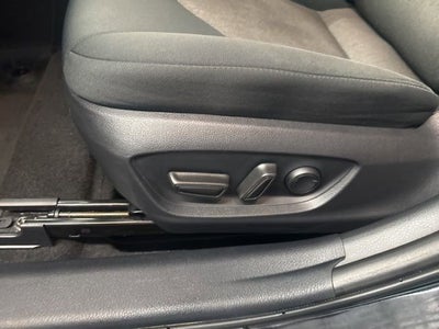 2023 Toyota Camry Hybrid LE