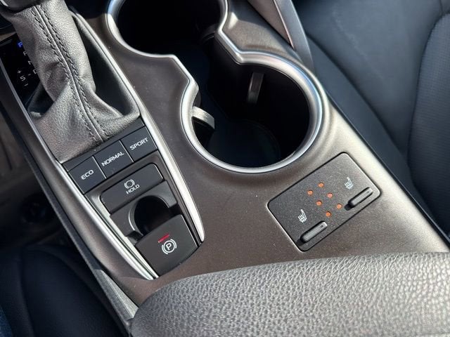 2024 Toyota Camry XLE