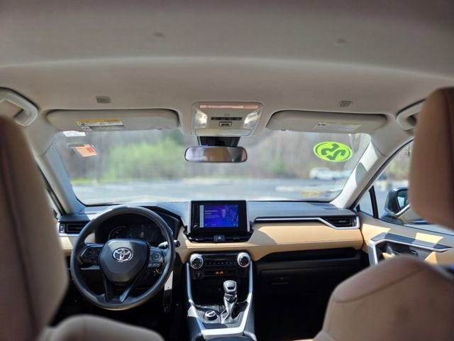 2025 Toyota RAV4 Hybrid LE