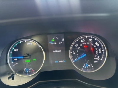 2022 Toyota RAV4 Hybrid XLE