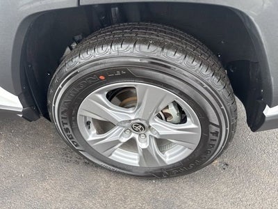 2025 Toyota RAV4 Hybrid XLE