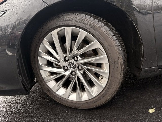 2022 Lexus ES 350 Ultra Luxury