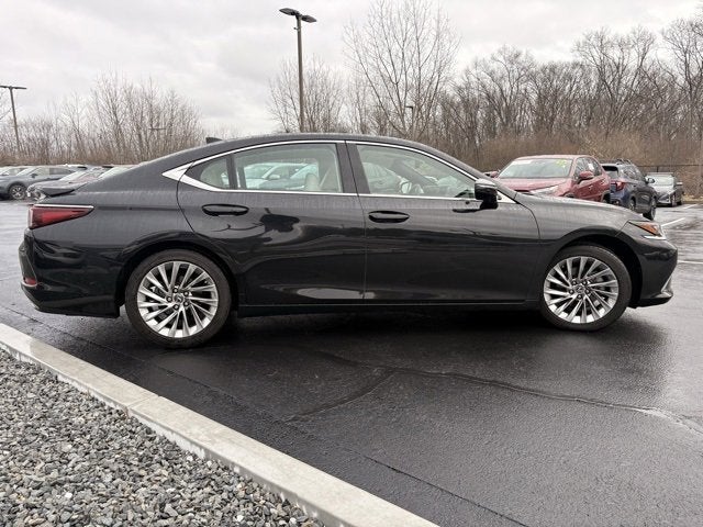 2022 Lexus ES 350 Ultra Luxury