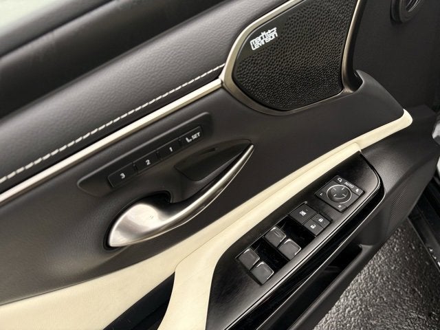 2022 Lexus ES 350 Ultra Luxury