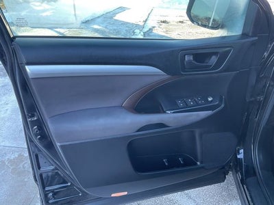 2018 Toyota Highlander LE