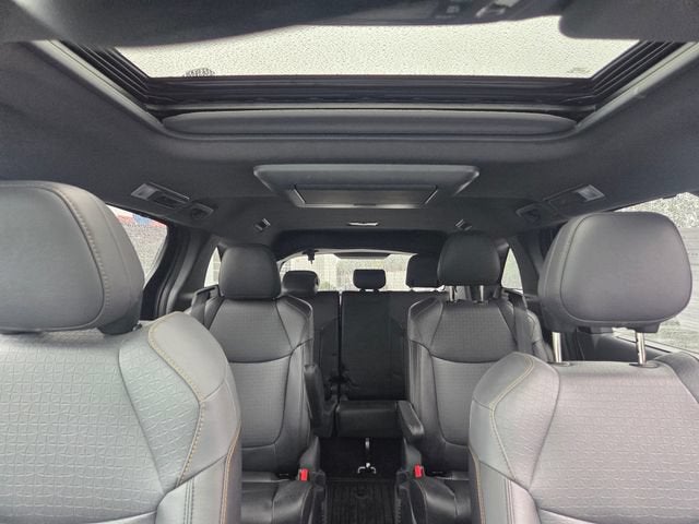 2023 Toyota Sienna Woodland Edition