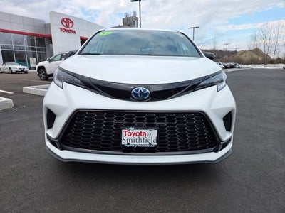 2025 Toyota Sienna XSE