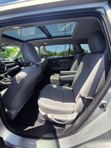 2021 Toyota Highlander Hybrid Platinum