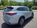 2021 Toyota Highlander Hybrid Platinum