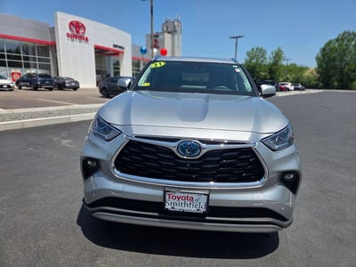 2021 Toyota Highlander Hybrid Platinum