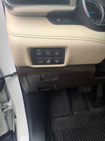 2021 Toyota Highlander Hybrid Platinum