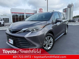 2024 Toyota Sienna Platinum