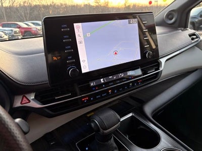 2023 Toyota Sienna Platinum