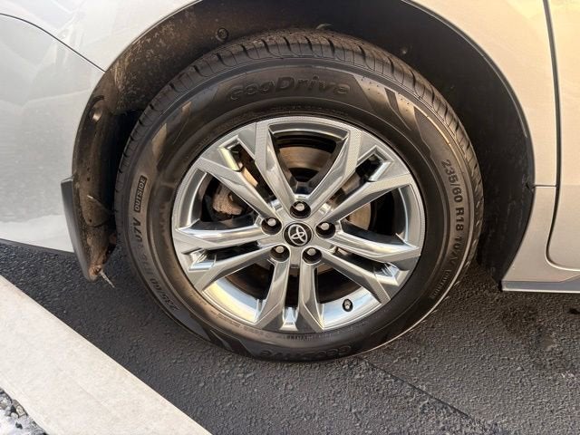 2023 Toyota Sienna Platinum