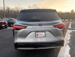 2023 Toyota Sienna Platinum