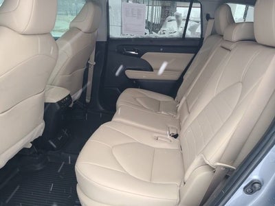 2024 Toyota Highlander XLE