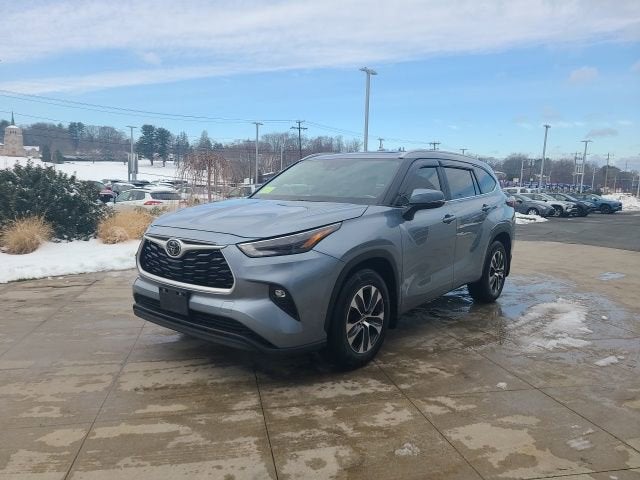 2024 Toyota Highlander XLE