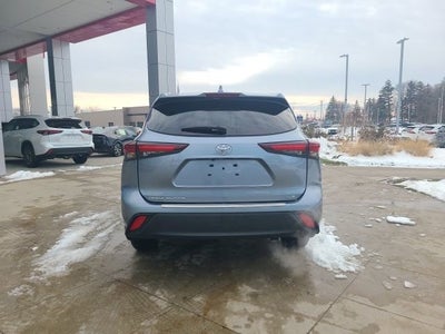 2024 Toyota Highlander XLE