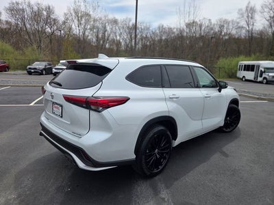 2023 Toyota Highlander XSE