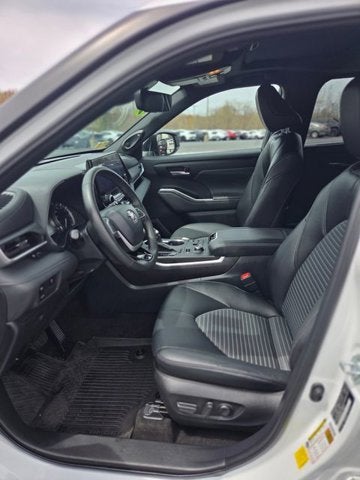 2023 Toyota Highlander XSE