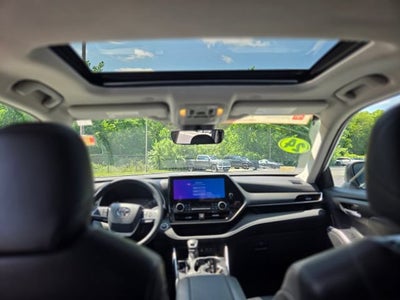 2024 Toyota Highlander XLE