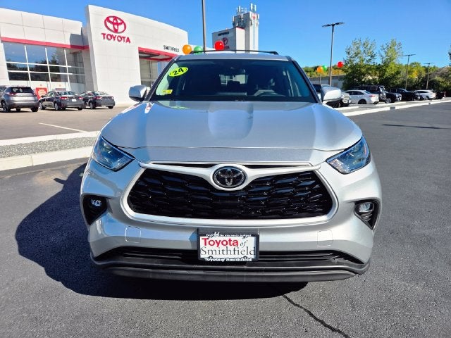 2024 Toyota Highlander LE