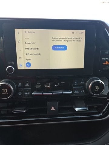 2023 Toyota Highlander LE