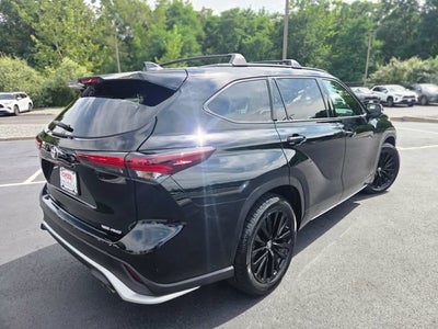 2024 Toyota Highlander XSE