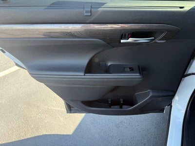 2025 Toyota Highlander Hybrid Limited