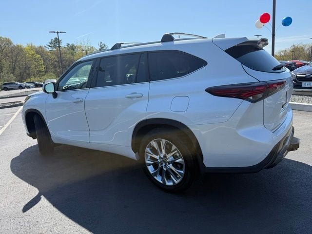 2025 Toyota Highlander Hybrid Limited