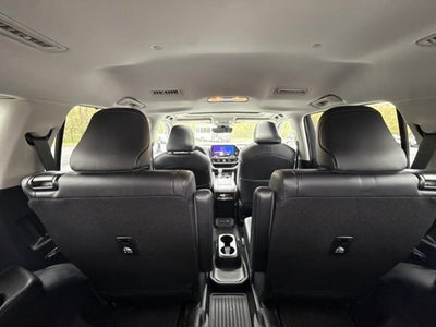 2025 Toyota Highlander Hybrid Limited