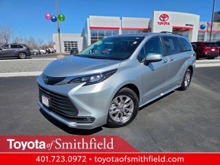 2025 Toyota Sienna XLE